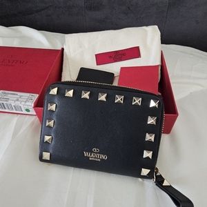 Black Valentino card holder